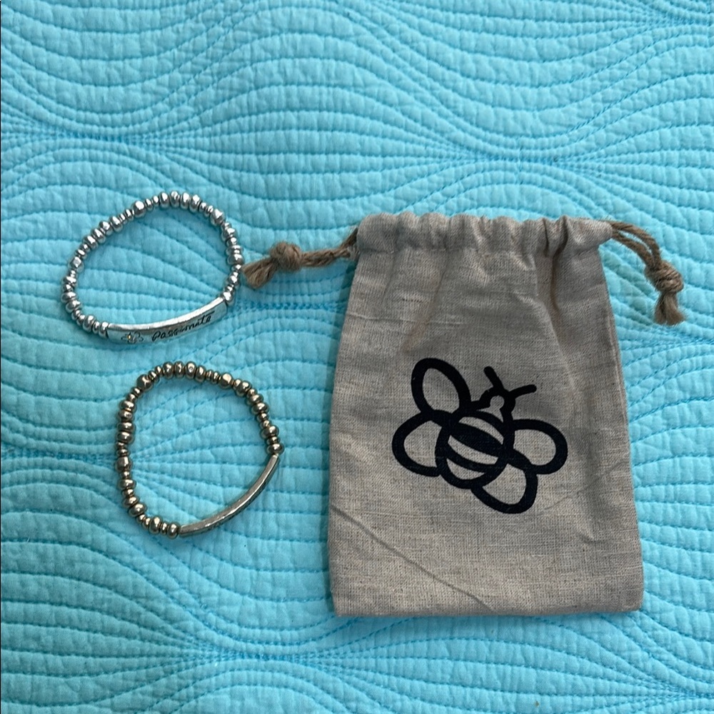 Bella Uno’s Set of 2 Beaded Bracelets with Pouch